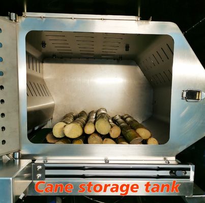 Wielofunkcyjny automat do sprzedaży świeżych trzciny cukrowej 220 V Komercyjna maszyna do wyciskania soku z trzciny cukrowej