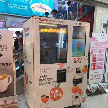 Automat sprzedający świeże soki owocowe Saimon 800 W PLC Naczynie ciśnieniowe na lotnisko