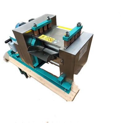 Wyciskarka do trzciny cukrowej 800 kg / h 380 V 50 Hz Wyciskarka do soku z trzciny cukrowej Komercyjna